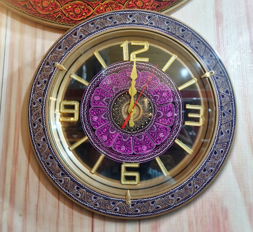 Handcrafted Wooden Wall Clock Elegant Lacquer Art Mandala Design