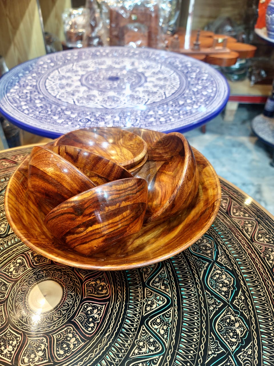 DIVINE Handcrafted Exotic Rosewood Nesting Bowls Set
