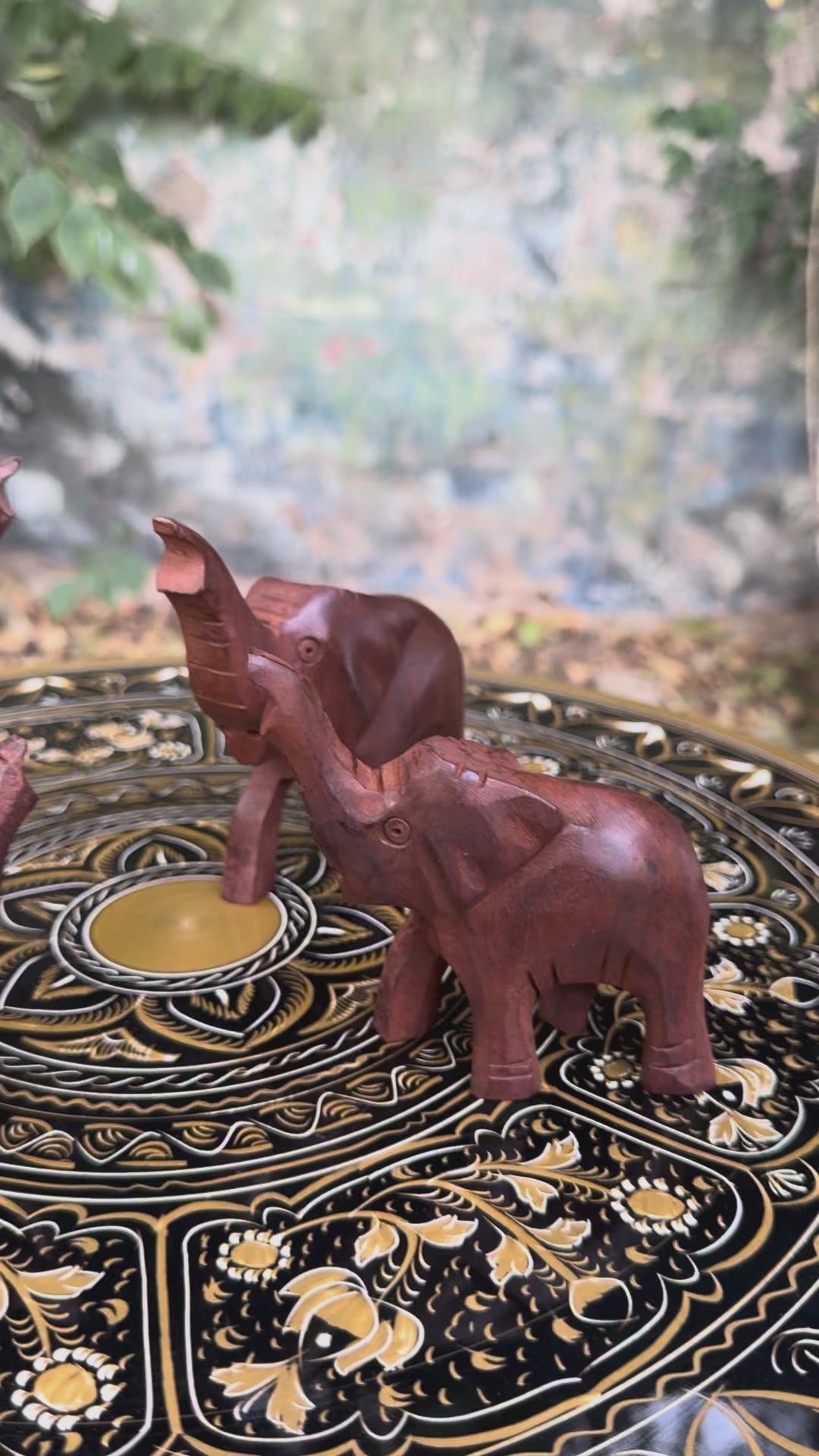 Handcrafted Royal Wooden Elephant Family – Set of 4