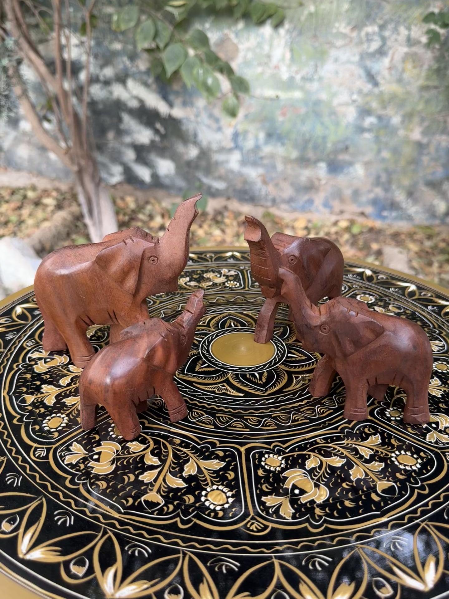 Handcrafted Royal Wooden Elephant Family – Set of 4